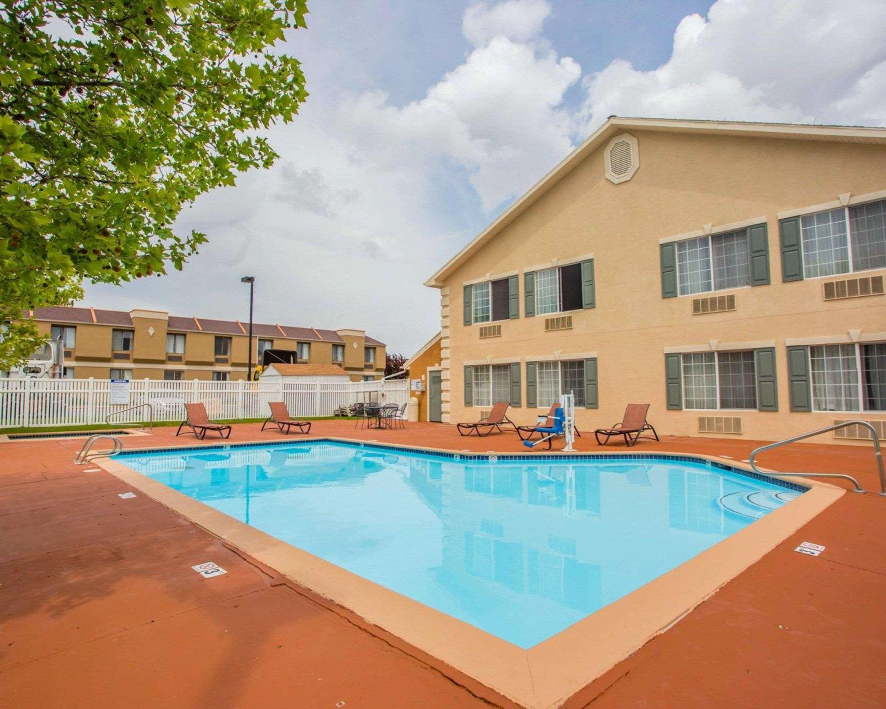 Quality Inn & Suites Airport West Salt Lake City Exterior foto
